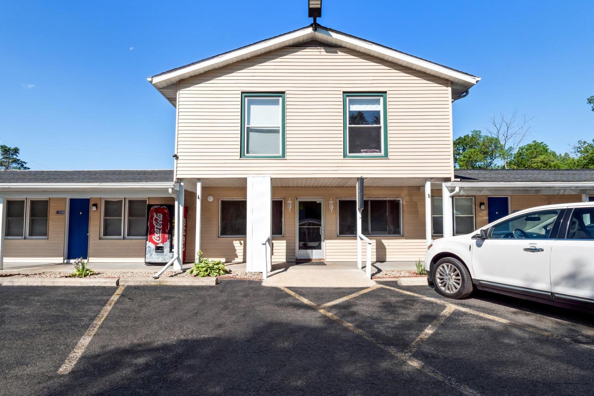 Americas Best Value Inn Jonesville/Hillsdale Εξωτερικό φωτογραφία